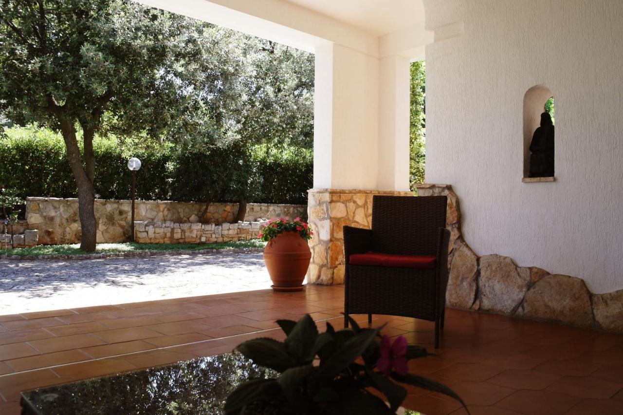 Casa Marisa Villa Vacanza Castellana Grotte Exterior photo